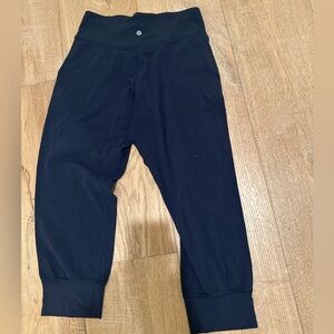 Lululemon navy blue size 8
